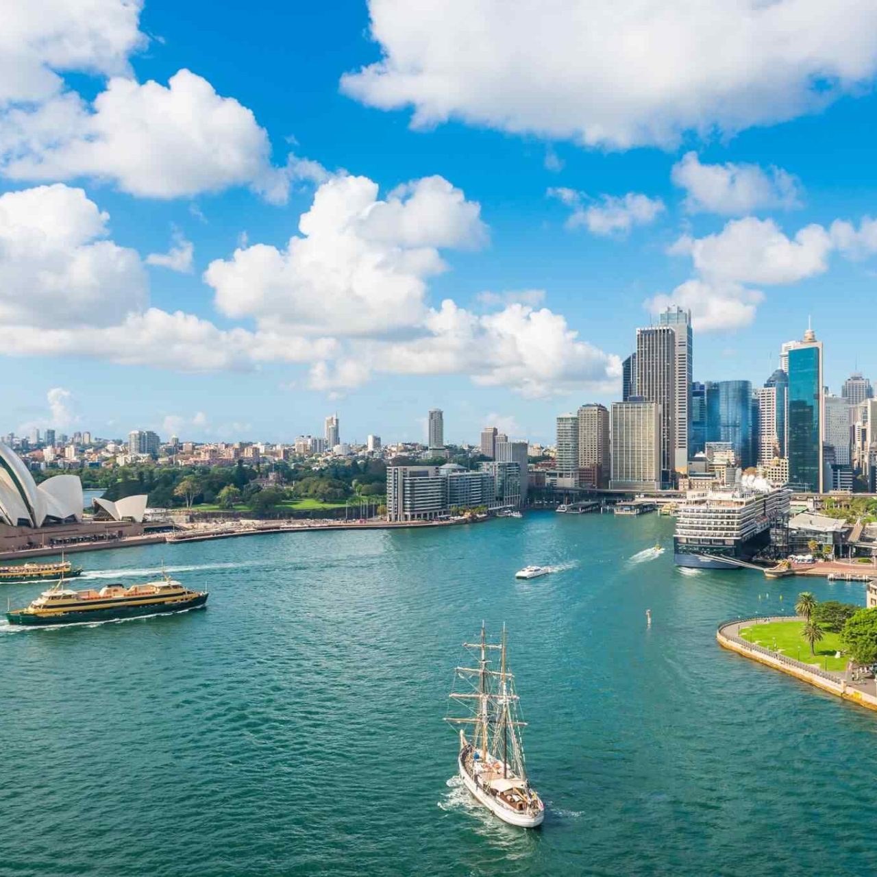 https://www.nicetripsmorocco.com/wp-content/uploads/2018/09/destination-sydney-04-1280x1280.jpg