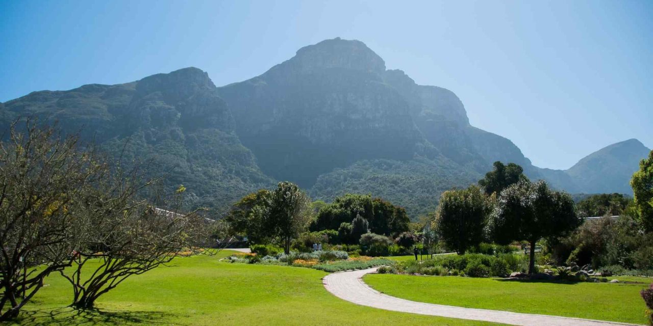 https://www.nicetripsmorocco.com/wp-content/uploads/2018/09/tour-capetown-03-1280x640.jpg