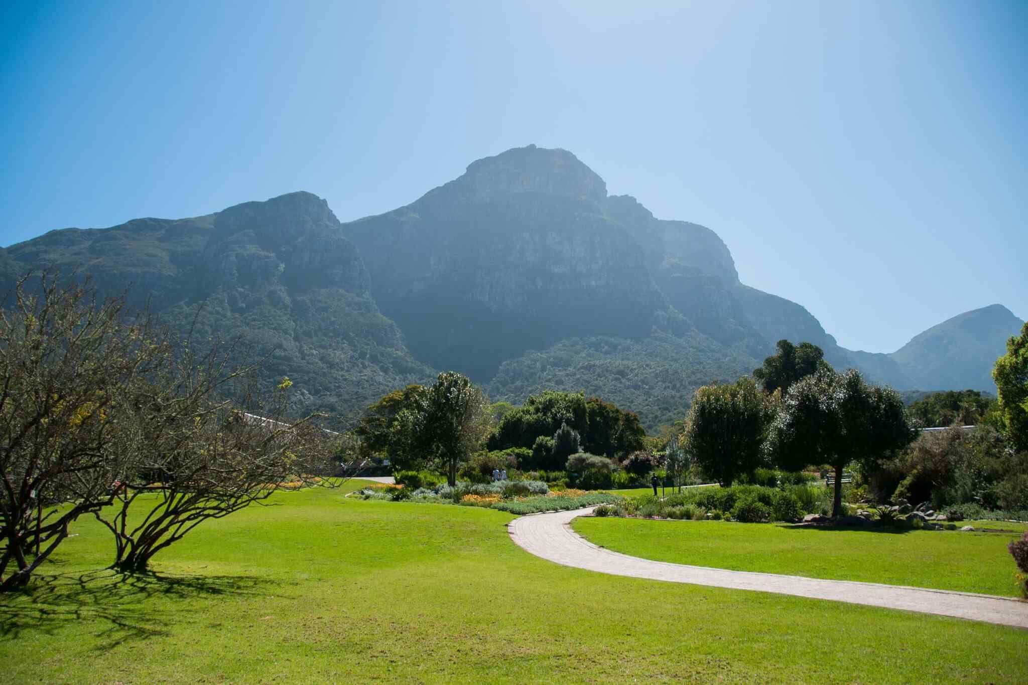 https://www.nicetripsmorocco.com/wp-content/uploads/2018/09/tour-capetown-03.jpg